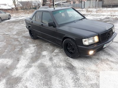 Мерс 190Е